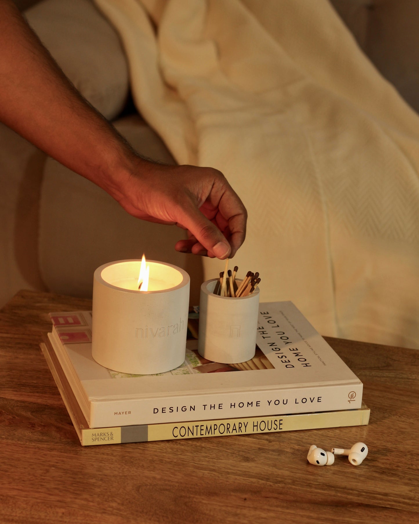 Coastal Breeze Scented Candle (210g)