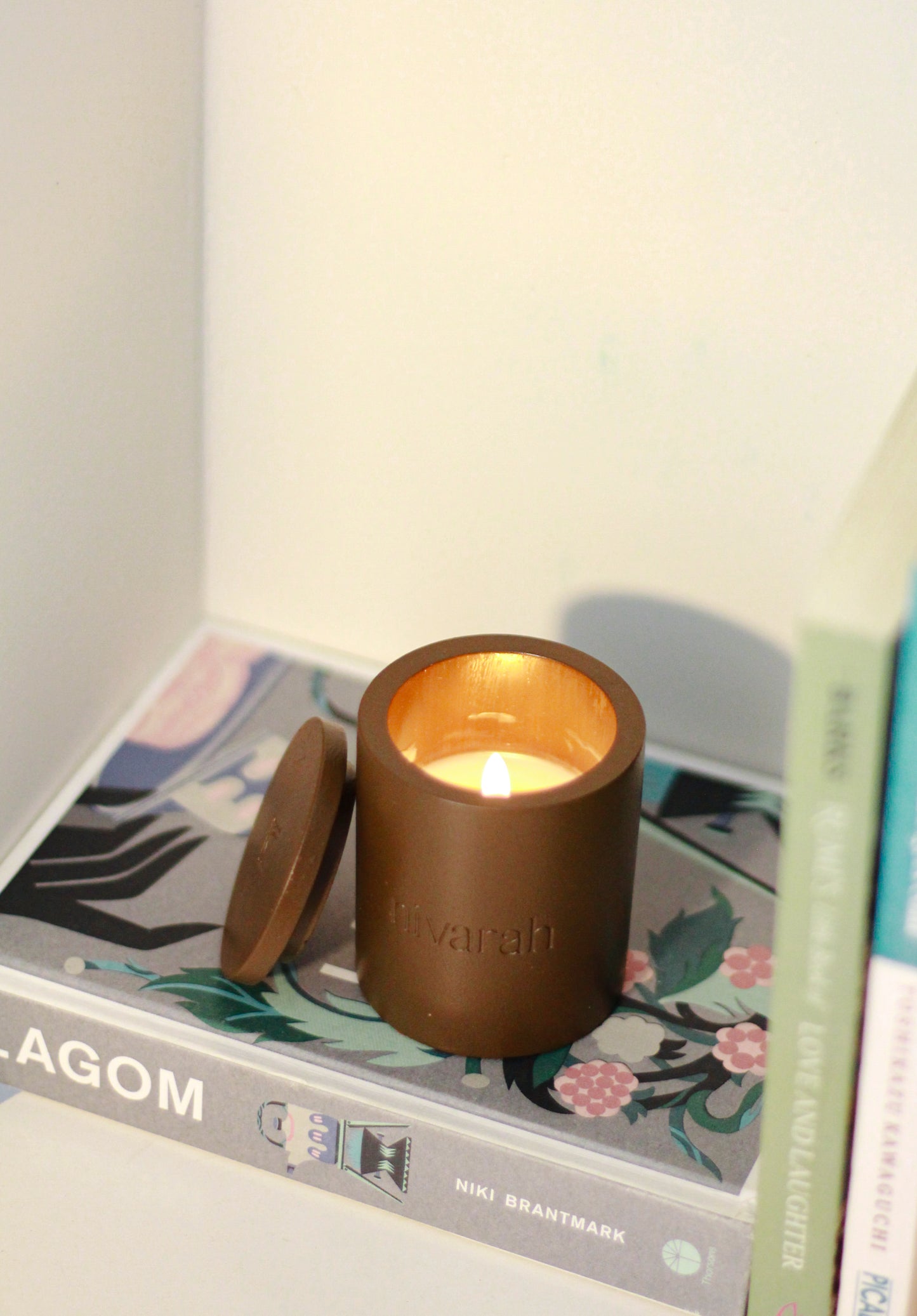 Mahogany Teakwood Scented Candle (Small)