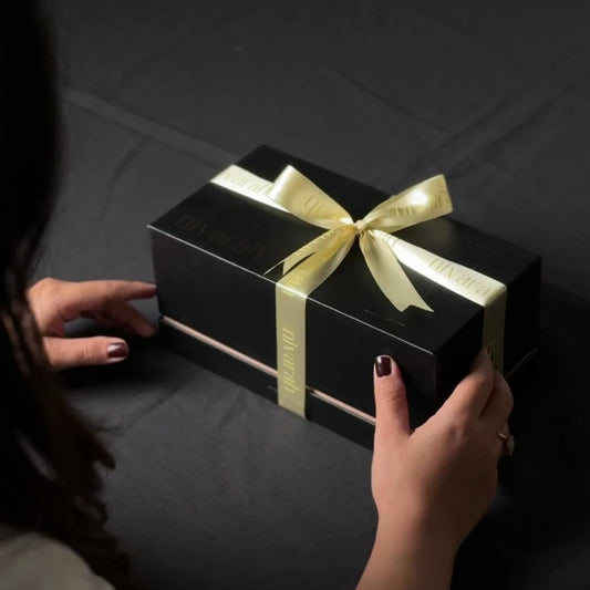 Mahogany Teakwood Concrete Candle - Large